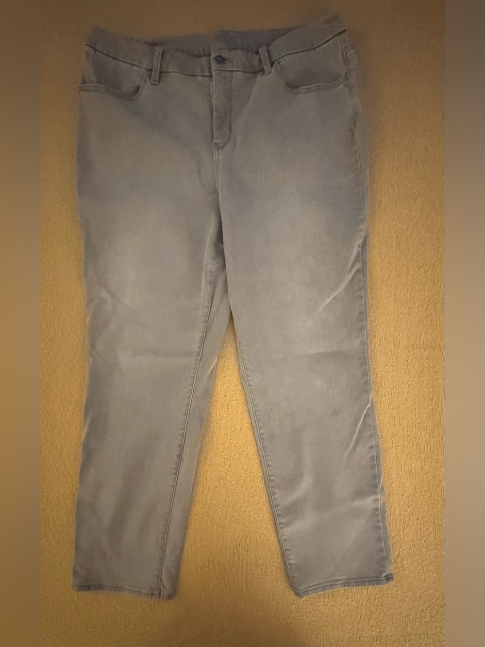 Chico's Light Gray Straight-Leg Women's Cropped Jeans